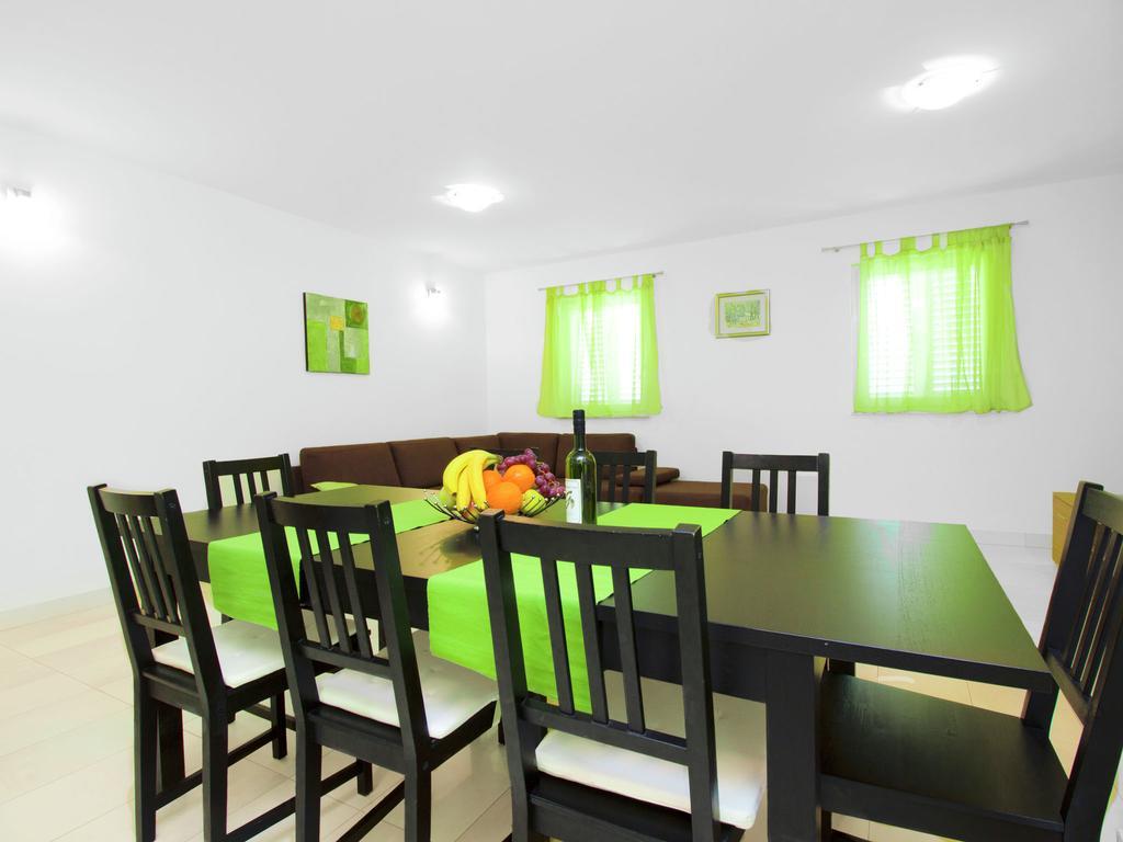 Apartment Maslina-2 By Interhome ซรีมา ภายนอก รูปภาพ